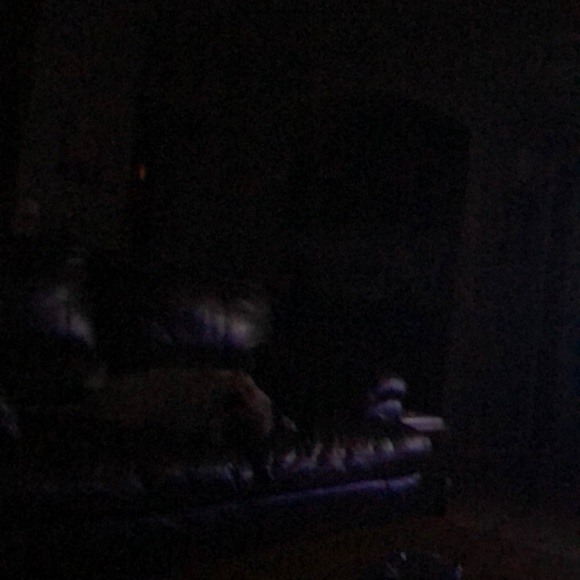 Meet your Posher, Alex - Picture 1 of 1